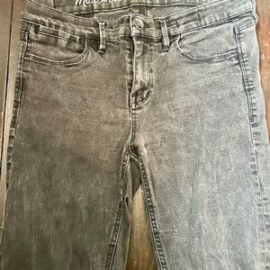 Madewell Skinny Ankle Zip Jeans in Washed Black Frost